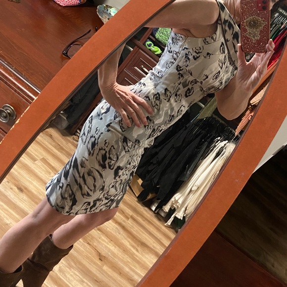 Designer dress - Picture 4 of 4